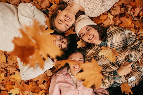 51 Funny Fall Quotes That Will Make You Laugh (Great for a Less Stressful Autumn)